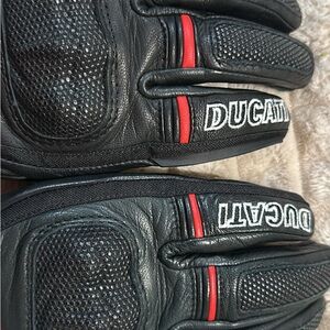 Black and Red Men's Motorcycle Gloves